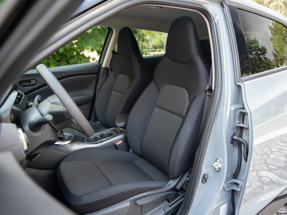 Nissan Juke 1.0 DIG-T Acenta+ — foto 10